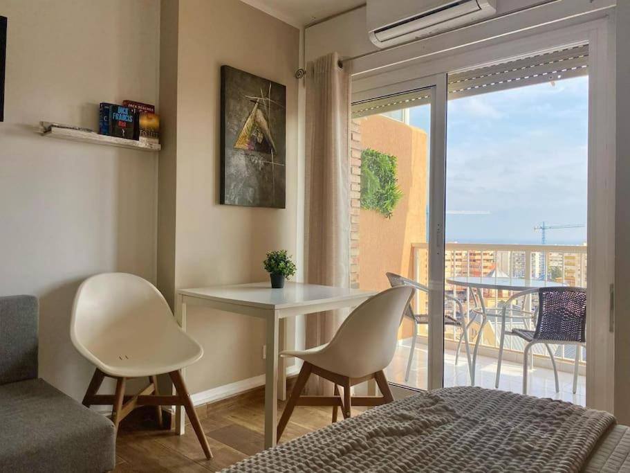 Malabiz Home Piscina Terraza Con Vistas Y Playa Benalmadena Luaran gambar